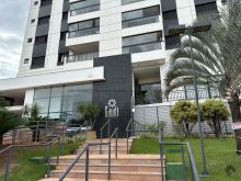 Gaudi Residence - charmoso em andar baixo