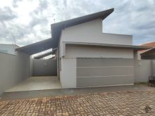 Casa com espaço aberto e arejado