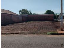 Terreno de esquina - avenida comercial