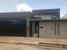 Casa de alto padrão