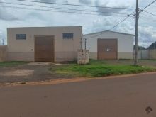 Amplo galpão