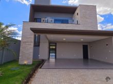 Excelente sobrado com 3 suítes e piscina aquecida