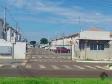 Apartamento térreo