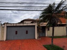 Sobrado de alto padrão no bairro Chácara Cachoeira