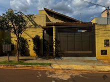 Casa residencial no Parque Dallas