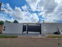 Casa em condomínio no Rita Vieira