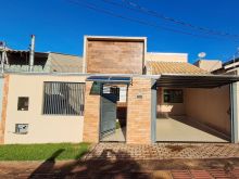 Casa com 02 quartos sendo 01 suíte