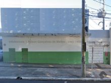 Imóvel comercial na avenida Mato Grosso