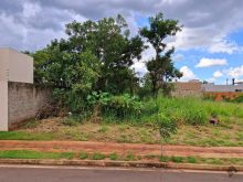 Terreno plano 12x30m na Vila Nascente