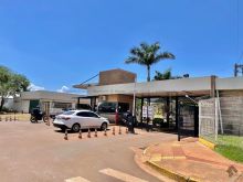 Casa em condomínio com planejados próximo a UFMS