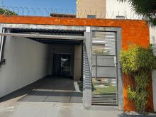 Excelente sobrado no bairro Monte Castelo