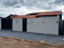 Térrea - 3 quartos - 1 suíte - solar - terreno 429 m²