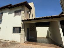 Sobrado em condomínio próximo ao Parque dos Poderes