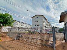Apartamento térreo com 2 quartos