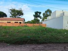 Na avenida principal - esquina para construtores