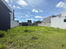 Fantástica localização - frente para quadra de tênis