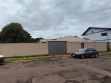 1.600 m² de terreno - 30 m de frente - próximo ao Megaron