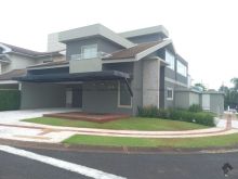 Belíssimo sobrado de esquina com 4 suítes e escritório