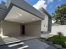 Casa com piscina no Universitário - já avaliada