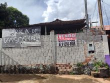 Terreno com construção antiga