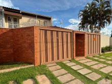 Sobrado com casa térrea