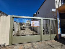 Sobrado de fundos