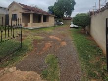 Excelente localização na 14 de Julho