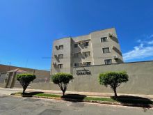 Apartamento com 3 dormitórios no Carandá Bosque