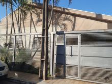 Excelente imóvel em condomínio com piscina
