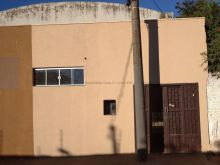 Imóvel comercial próximo a feira central
