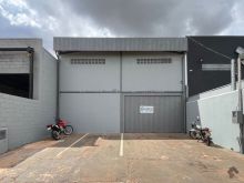 Salão com 140m² - mezanino