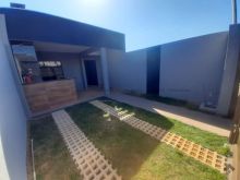 02 quartos confortáveis - varanda e área de lazer