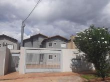 Apartamento mobiliado