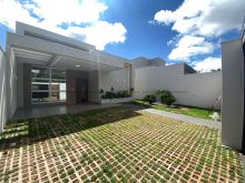 Casa com 3 dormitórios no Água Limpa Park