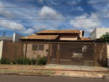 Casa 3 quartos - 1 suíte - área gourmet