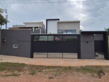 Casa nova de alto padrão no Tarumã Hípica Park