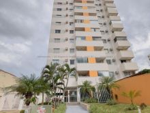 Apartamento reformado no Edifício Cecília Meireles