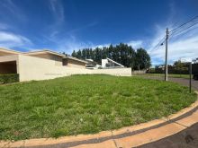 Sobrado de esquina - Damha IV