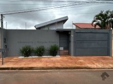 Oportunidade - casa com 3 quartos e quintal amplo