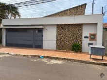 Magnífica residência rica em armários e lazer completo