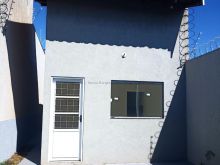 Casa nova com acabamentos de 1ª linha