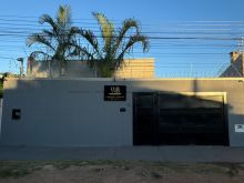 Espaço de festas com utensílios domésticos