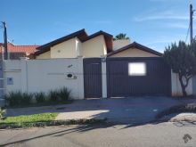 Casa térrea no Vilas Boas com 3 suítes