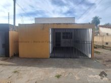 Terreno com 3 casas