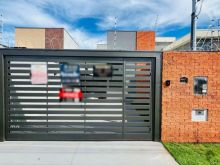 Casa nova com 02 dormitórios e 01 suíte