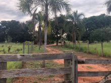 Chácara com 2 casas