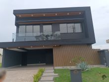 Belíssimo sobrado no Alphaville III - completo em armários