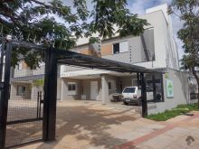 Sobrado novo em condomínio no Cidade Jardim