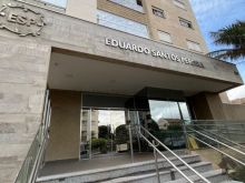 Apartamento Eduardo Santos Pereira com armários e ar-condicionado