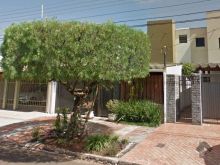 Sobrado com ótima localização